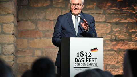 Hambacher Freiheitspreis: Steinmeier warnt vor autoritären Tendenzen