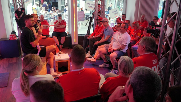 "DEIN FCK" mit Desirée Krause und Marius Müller: Das PopUp Studio ist voll!