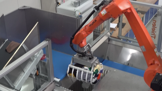Das ist die innovative Wäsche-Sortieranlage des Eifeler Unternehmens. 