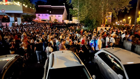 Nach dem Konzert von Mark Forster auf dem Betze war an den Park-and-Ride-Haltestellen viel Geduld gefragt. 