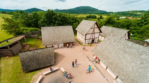 Das Keltendorf in Steinbach im Donnersbergkreis.