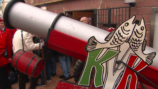 Zum Fastnachtsauftakt in Kaiserslautern gab die "Dicke Bertha" den traditionellen Kanonendonner ab