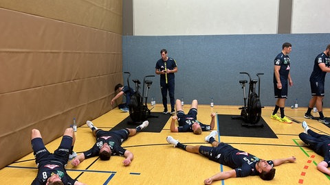 David Späth im Trainingslager mit den Rhein-Neckar Löwen in Dahn