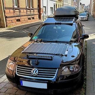 Die Polizei in Kaiserslautern hat ein Auto mit mehreren Anbauten entdeckt, die nicht erlaubt sind.