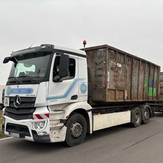 Auf der A6 bei Ramstein-Miesenbach hat die Polizei einen fahruntüchtigen Lkw aus dem Verkehr gezogen.