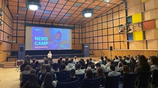 Das SWR Newscamp für Schüler ab Klasse 10 im SWR Studio Kaiserslautern.