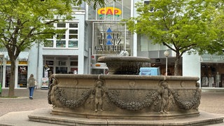 Die Hallplatz-Galerie in Zweibrücken macht sich für Inklusion auf der Arbeit stark. Nicht nur am Diversity-Tag arbeiten dort Menschen mit und ohne Behinderung. 