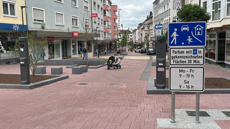Die neu gestaltete Hauptstrasse in Pirmasens wurde eingeweiht.