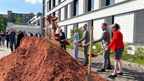 Das Fraunhofer-Institut in Kaiserslautern wächst und bekommt zwei neue Gebäude.