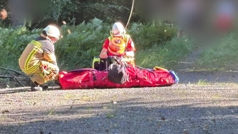 Feuerwehr rettet verletzten Mountainbiker am Eiswoog.