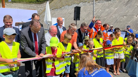 Nach acht Jahren Bauzeit: Tunnel und Ortsumgehung bei Imsweiler eröffnet.