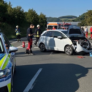 In Rockenhausen ist ein Motorradfahrer bei einem Unfall gestorben