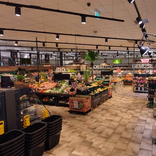 Der Edeka-Supermarkt der Familie Ernst im Hilgardcenter in Zweibrücken.