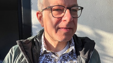 Peter Annweiler leitet die Telefonseelsorge in Kaiserslautern.