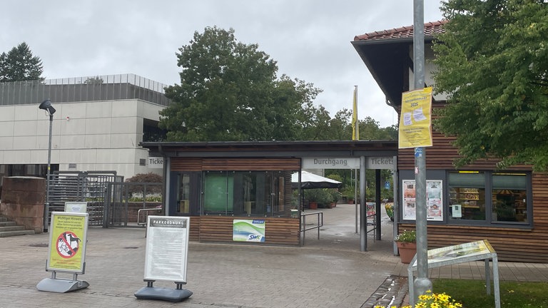 Der Eingang der Gartenschau in Kaiserslautern.