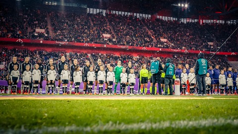 Internationaler Fußball: In Kaiserslautern findet am Freitag ein Frauen-Länderspiel statt.