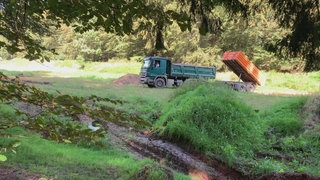 Der Prozess am Amtsgericht Kaiserslautern geht weiter: Ein Bauunternehmer soll in Otterberg Bauschutt abgelagert haben.