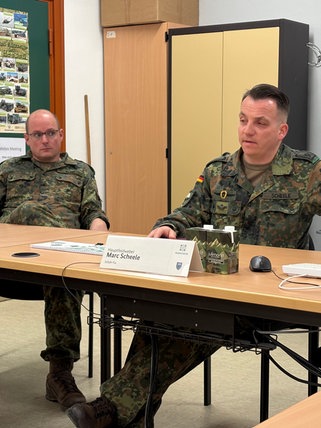 Die Bundeswehr informierte in der Kaserne in Zweibrücken über die Maßnahmen, nachdem Vorwürfe von Drogenkonsum, sexueller Belästigung und und Rechtsextremismus laut wurden. 