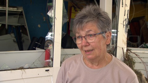 Monika Dewald erzählt ihre Erlebnisse.
