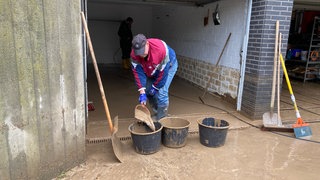 Nach dem Unwetter im Kreis Ahrweiler laufen die Aufräumarbeiten.
