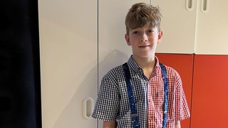 Bald tritt der elf Jahre alte Lucas aus Koblenz zum ersten Mal als "Schängel" mit einer Büttenrede im Karneval auf. 