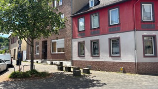 Ein kleines zweistöckiges Haus in der Innenstadt von Sinzig - hier wird die Lebenshilfe in Sinzig 24 Plätze für Menschen mit einer Behinderung schaffen. 