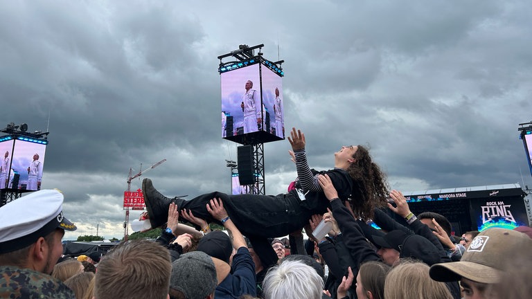 Crowdsurfing bei Rock am Ring