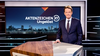 Moderator Rudi Cerne stellt bei "Aktenzeichen XY" den Mordfall Amy Lopez aus Koblenz vor.