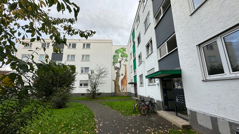 Sanierte Wohngebäude in Koblenz-Neuendorf sollen das Umfeld lebenswerter machen. 