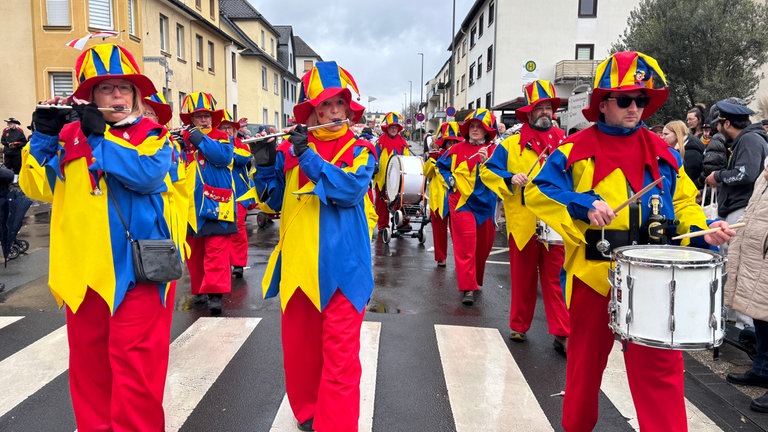 Musikgruppe bei der Kappenfahrt Niederlahnstein 2026