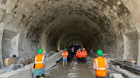 Das Innere des Fachinger Tunnels Mitte April 2026.