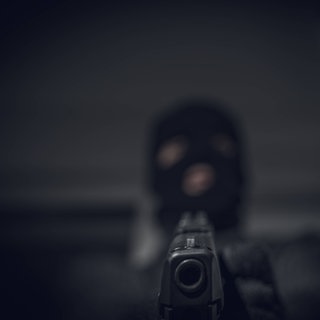 Brutaler Raubüberfall an Rentnerin in Bad Ems: Mutmaßliche Täterin angeklagt (Symbolbild)