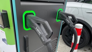 In Landau ist ein Ladepark für E-Autos eröffnet worden.