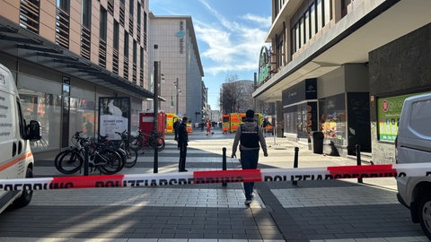 Polizei-Absperrung Mannheim Paradeplatz