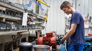 Rekordergebnis beim Pumpen- und Armaturenhersteller KSB in Frankenthal: 2024 war das beste Jahr in der 154-jährigen Firmengeschichte. Aufträge im Wert von insgesamt über 3 Milliarden Euro gingen ein.