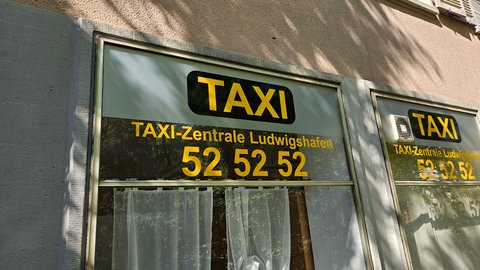 Die Taxizentrale Ludwigshafen arbeitet nun mit der App "Freenow" zusammen. Das Angebot von Taxis wird dadurch erweitert.