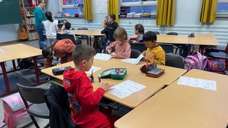 Schulkinder in der Gräfenau Grundschule