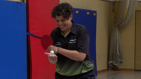 Tischtennis mit neuer Leber: Sandra Hügelschäfer trainiert für die World Transplant Games