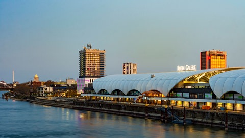 Ein Blick auf die Rheingalerie (Symbolbild). Wer wird in Ludwigshafen der neue Oberbürgermeister oder die neue Oberbürgermeisterin?