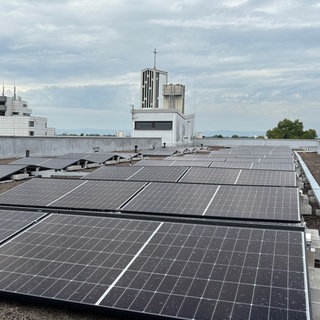 Photovoltaik-Anlage auf Schulzentrum Mundenheim