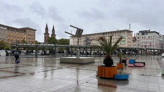 Berliner Platz in Ludwigshafen mit Haltestelle