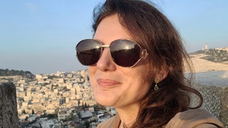 Daniela Dorrhauer aus Ludwigshafen ist Mitglied des Vereins "Pfälzer Israelfreunde". Die Pfälzerin hat den Angriff der Hamas auf Israel vor Ort erlebt.