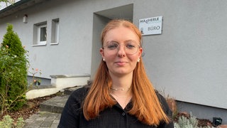 Die 20-jährige Laura Meyburg aus Neupotz (Kreis Germersheim). Sie ist eine Bestattungsfachkraft.