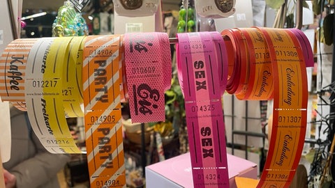 Vorgedruckte Gutscheine, bunt und veilfältig: Vom Frühstücksgutschein über ein Eis bis hin zu Liebe und Zeit.  mal ganz anders