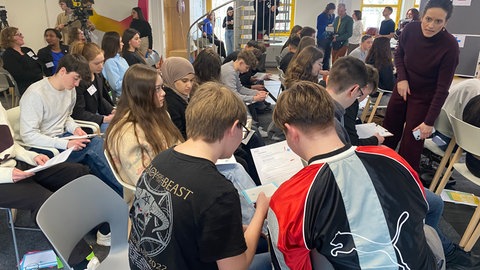 "KI and me" Safer-Internet-Day in Ludwigshafen