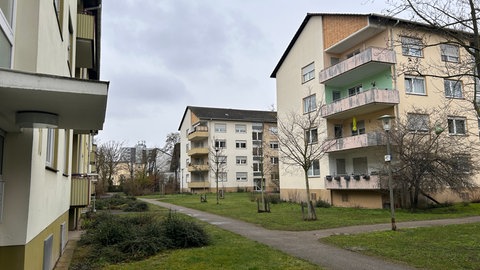 Wohnblöcke in Ludwigshafen-Gartenstadt von "BASF Wohnen + Bauen". Die BASF-Tochter verkauft tausende Wohneinheiten.