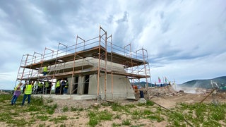 Rohbau der Panoramabar auf dem Gelände der Landesgartenschau in Neustadt
