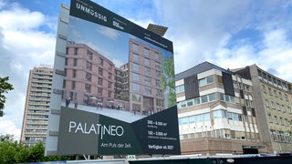 Plakat vom Palatineo, dem neuen Gebäude, dass am Berliner Platz in Ludwigshafen entstehen soll
