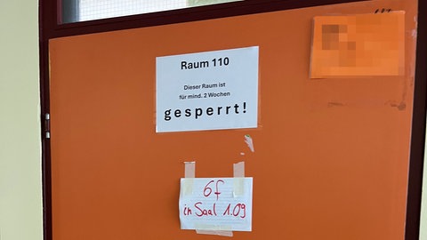 Ein gesperrter Klassenraum der Karolina-Burger-Realschule plus.