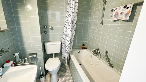 Den betroffenen Mietern in Mainz werden zwei Toiletten zur Verfügung gestellt. Sie befinden sich im 4. und im 6. Stock.